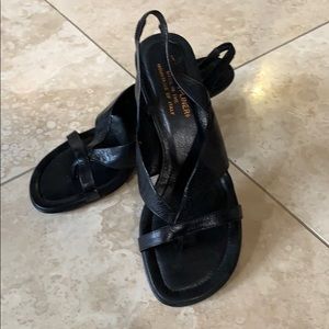 Donald Pliner shoes black